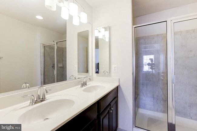 Building Photo - 24690 Capecastle Terrace