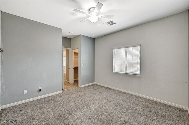 Building Photo - 9120 Mastodon Ave