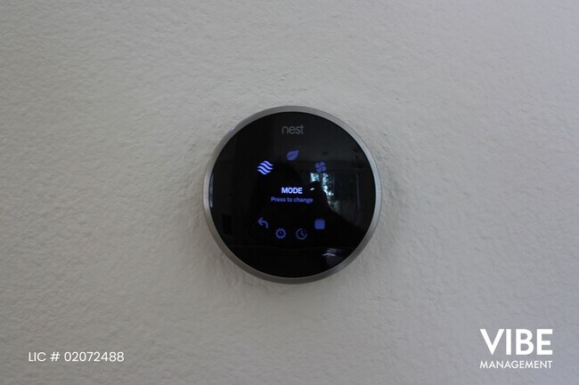 Building Photo - Beautifully updated Verdigris 3 bedroom Single Family Home with Sunset Views!