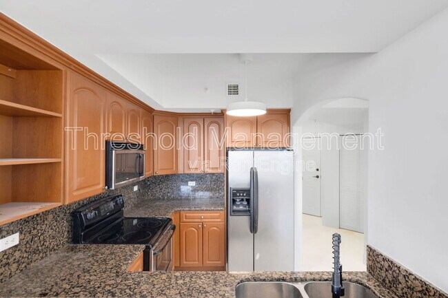 Building Photo - 2301 SW 27th Ave