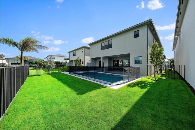 Building Photo - 20422 Southernwood Ave