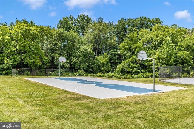 Building Photo - 3907 Braveheart Cir