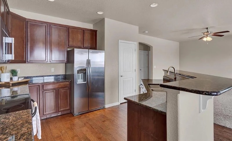 Building Photo - 7425 Willowdale Dr