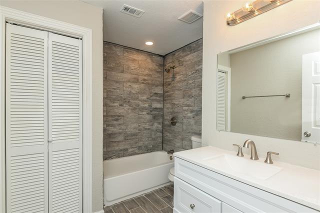 Building Photo - 1146 Harmony Cir