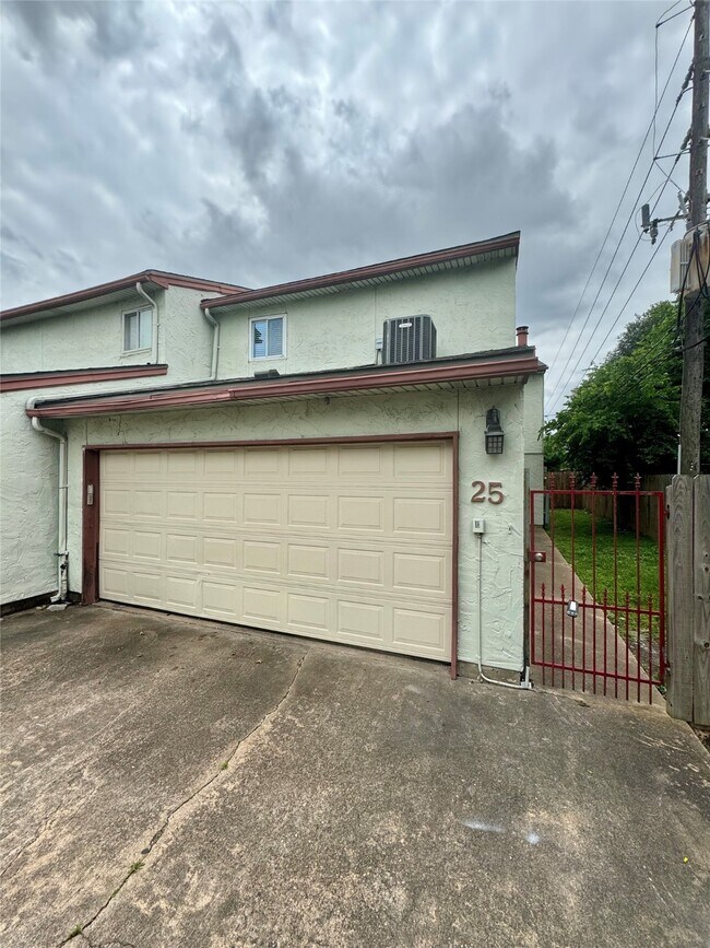 Primary Photo - 11311 Harwin Dr.