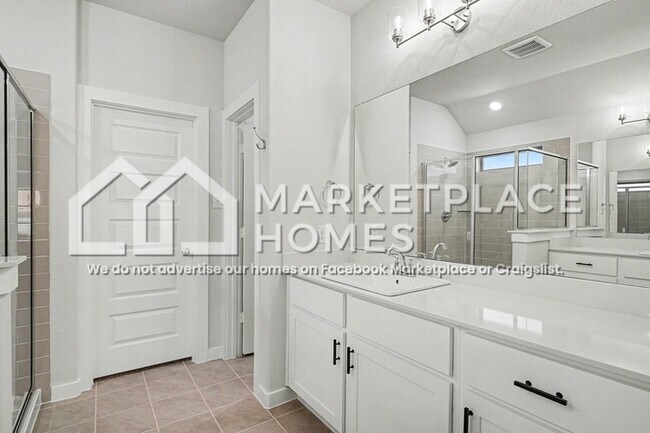 Building Photo - 1428 Ranchero Rodeo Rd