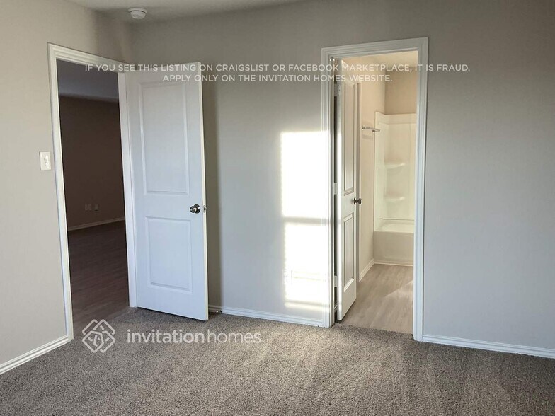 Building Photo - 14626 Calaveras Creek