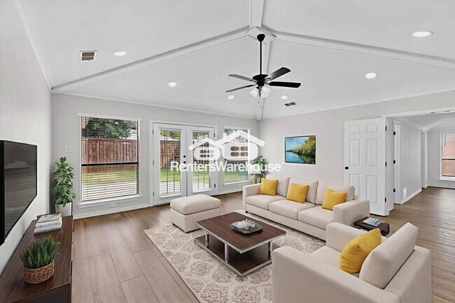 Building Photo - Completely Refreshed Plano Home Ready for ...