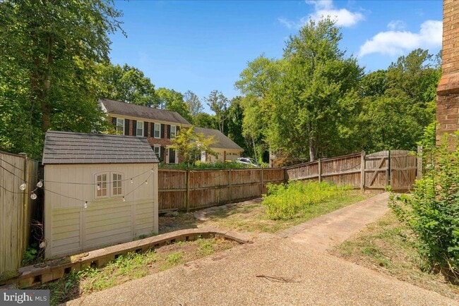 Building Photo - 9303 Macswain Pl