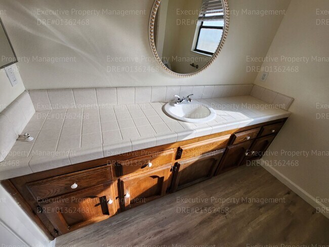 Building Photo - 3 bedroom/ 2 bath house near Pacheco Rd/ A...