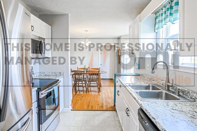 Building Photo - 941 Drum Ln