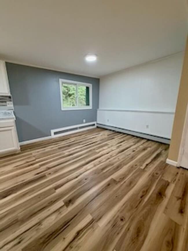 Building Photo - 544 Sandpiper Dr