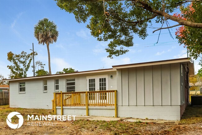 Building Photo - 495 Sigsbee Rd