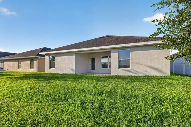 Building Photo - 8118 Merano Ave