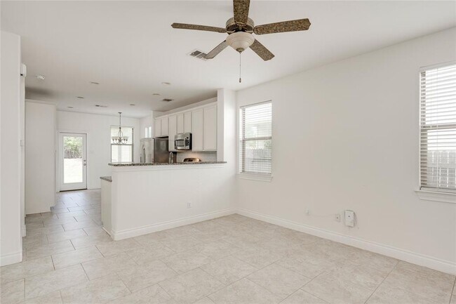 Building Photo - 3007 Sea Jay Dr