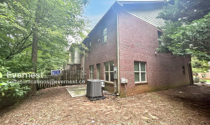 Building Photo - 5720 Singlebriar Ct