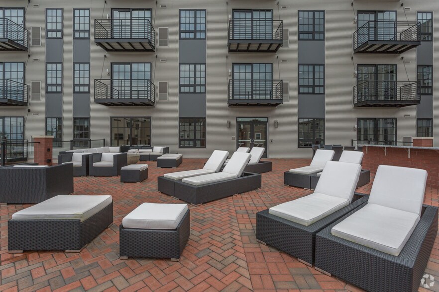 Battery Park Lofts Apartments Cleveland Oh Apartment Finder