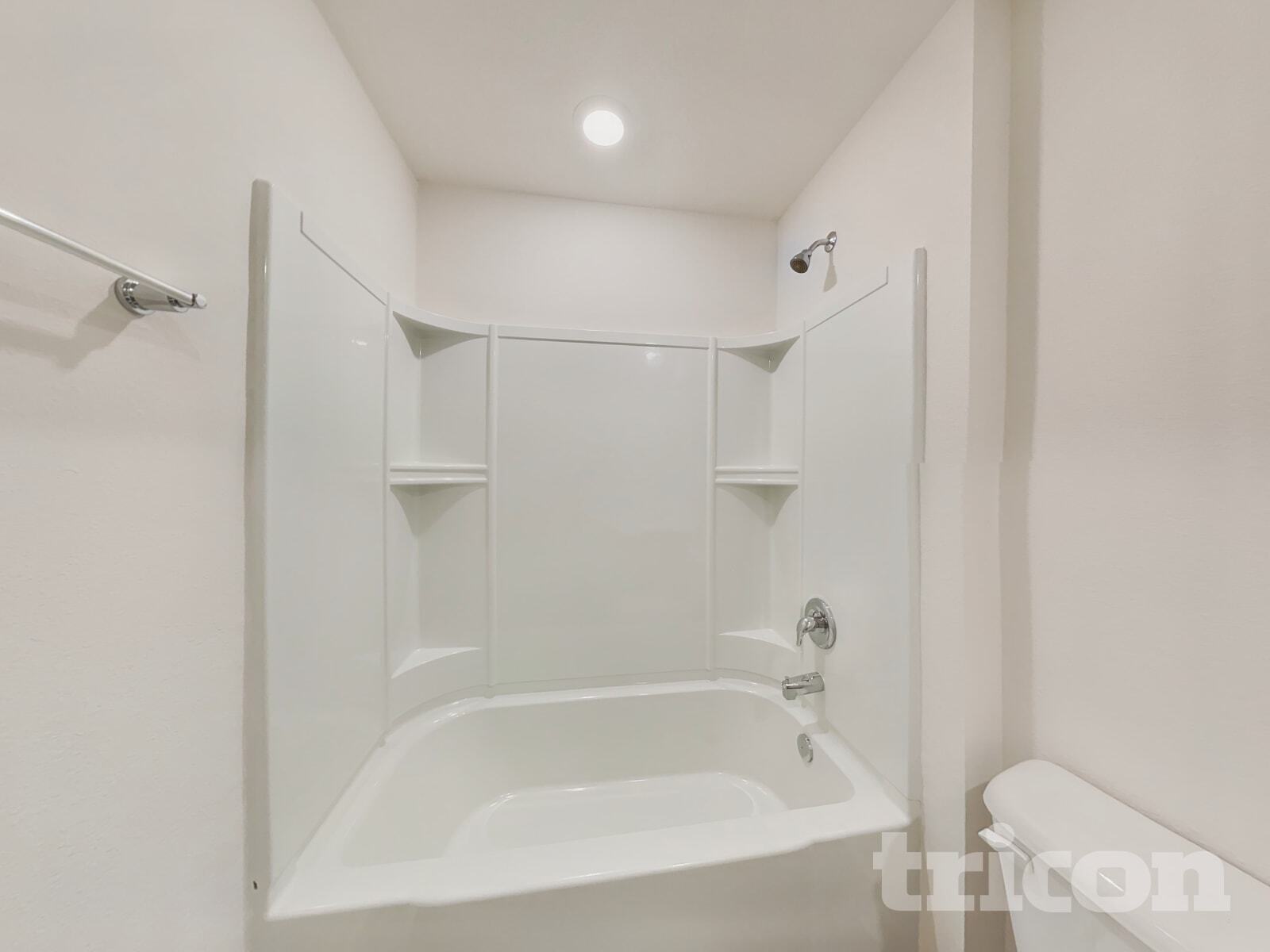 Building Photo - 2 Riverina Dr