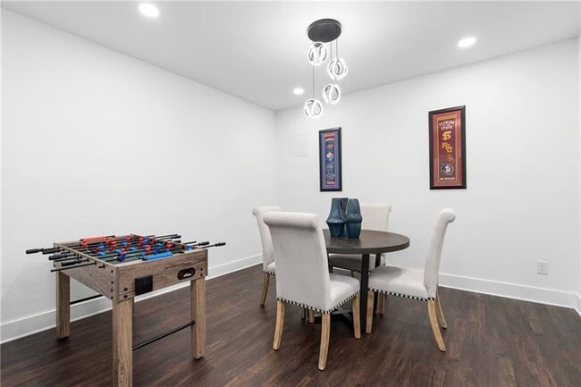 Building Photo - 173 Brush Creek Ct