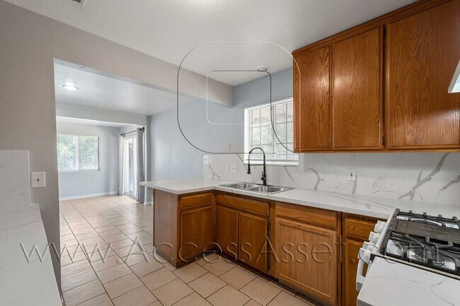 Building Photo - 23865 Goetz Dr