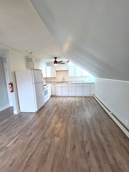 Building Photo - 10-12 Evaleen Street