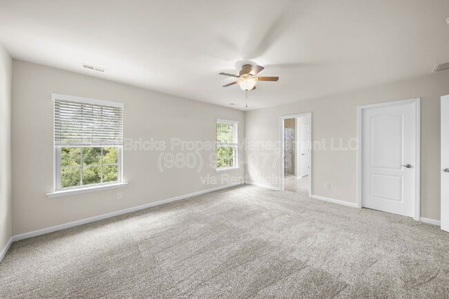 Building Photo - 3129 Hartson Pointe Dr