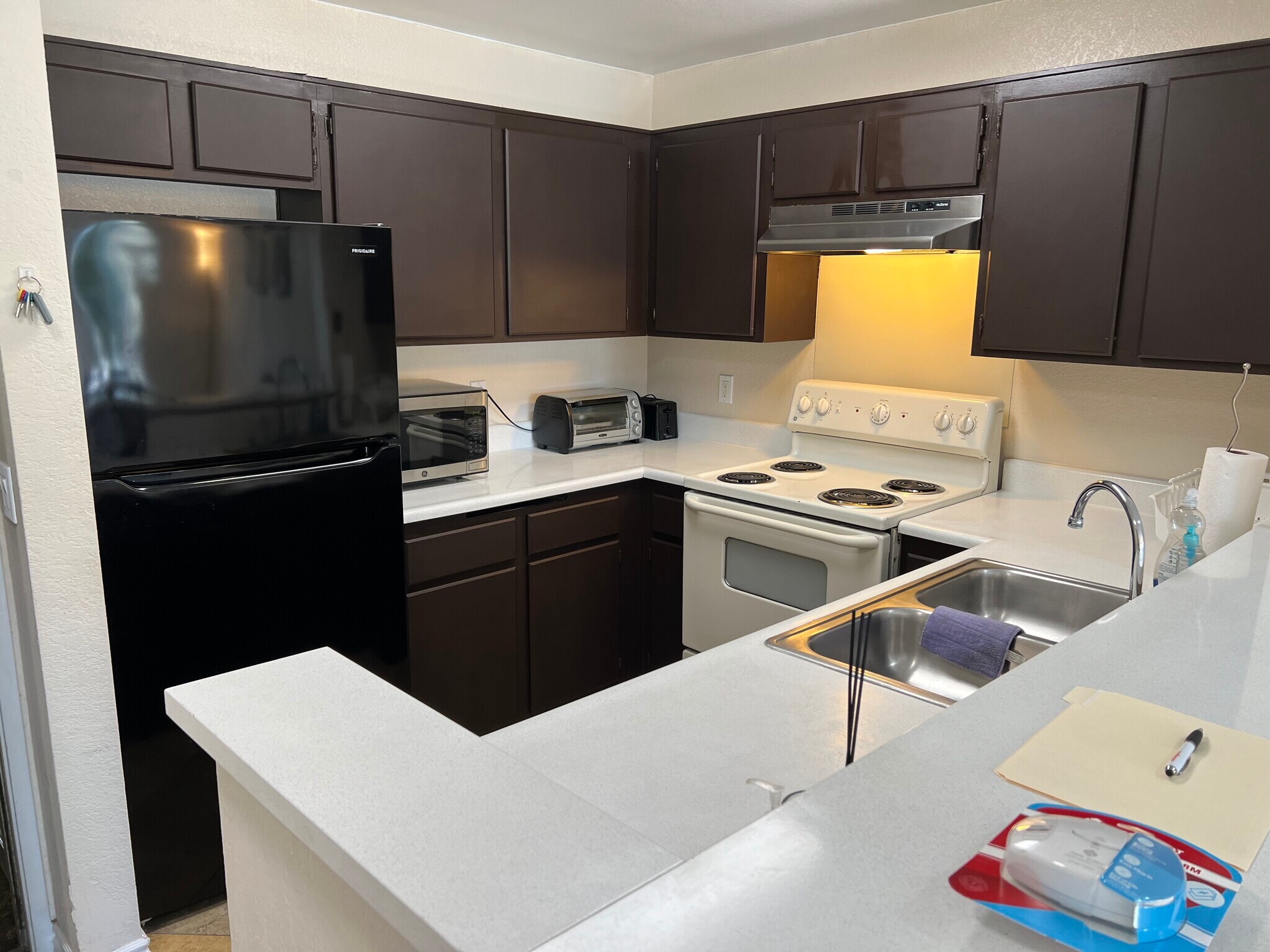 Building Photo - 8889 Caminito Plaza Centro