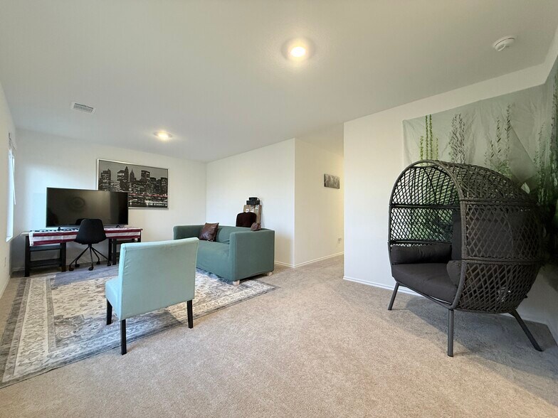 Building Photo - 412 Texas Angel Way