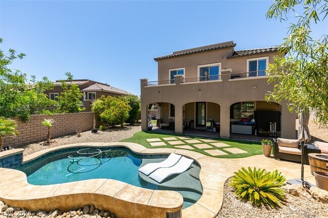 Building Photo - 11922 Fisterra Ct