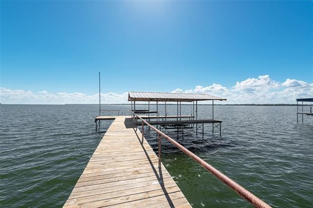 Building Photo - 229 Lakeside Dr