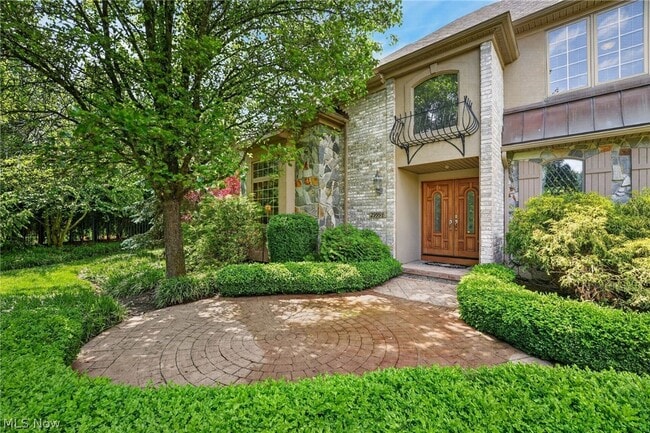 Building Photo - 29998 Hilliard Blvd