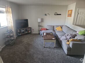 Building Photo - The Perfect Blend of Comfort and Function
