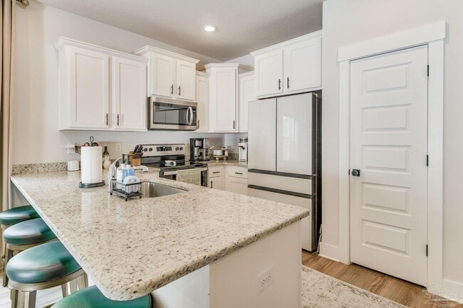 Building Photo - 1663 Iroquois Ct