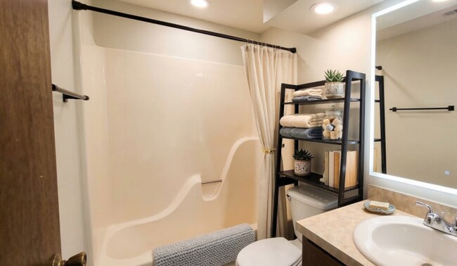 Building Photo - Beautiful Ranch Style Home!