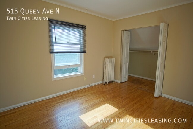 Building Photo - 515 N Queen Ave