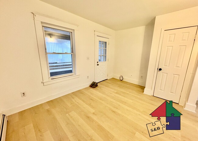 Building Photo - 101 Union St