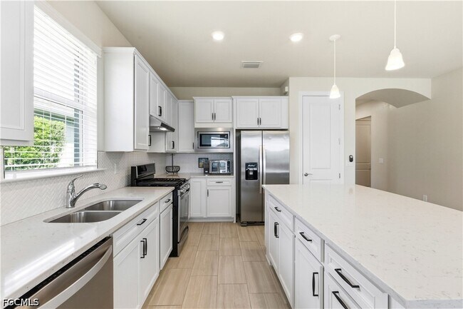 Building Photo - 17728 Silverspur Dr