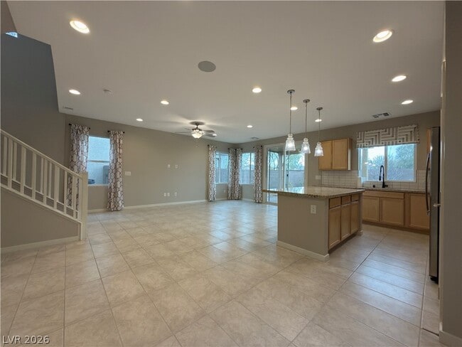 Building Photo - 6622 Palm Branch St