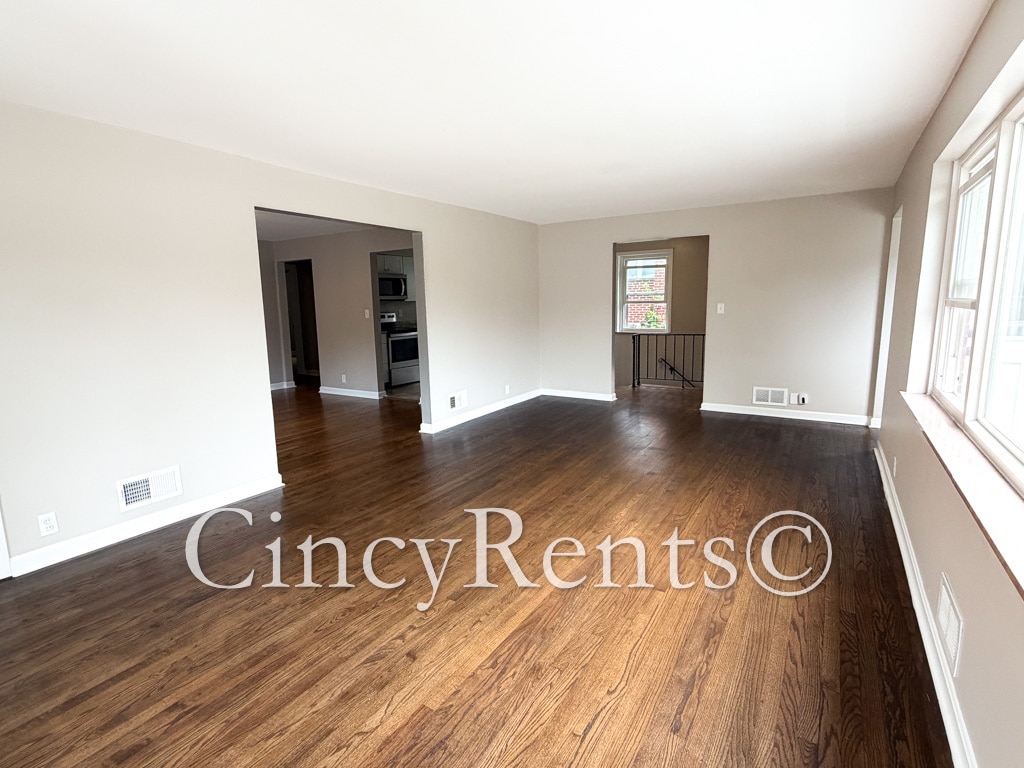 Building Photo - 4105 Paxton Woods Dr