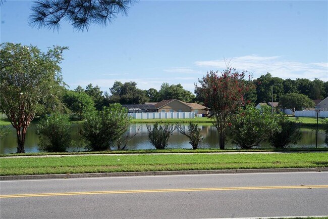 Building Photo - 3927 Pemberly Pines Cir