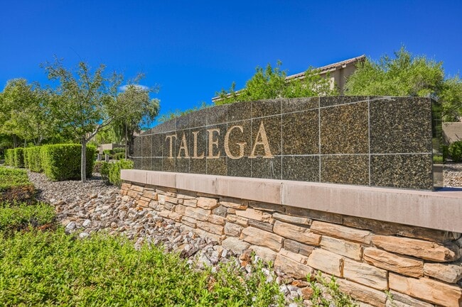 Building Photo - Welcome Home!  One Store Home