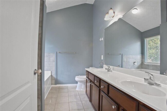 Building Photo - 5078 McEver View Dr