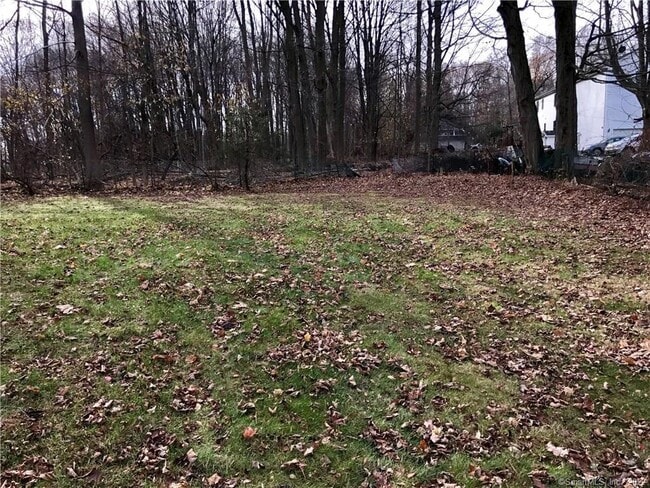 Building Photo - 642 Mixville Rd