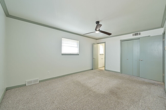 Building Photo - 3116 NW 63rd St