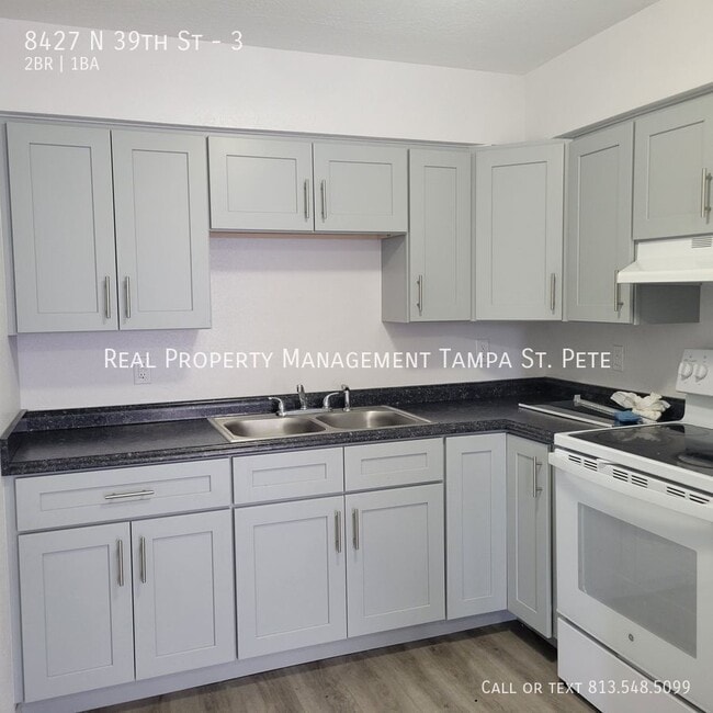 Building Photo - ***MOVE IN SPECIAL***