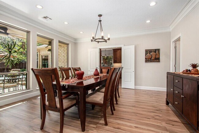 Building Photo - 807 Spear Point Cove