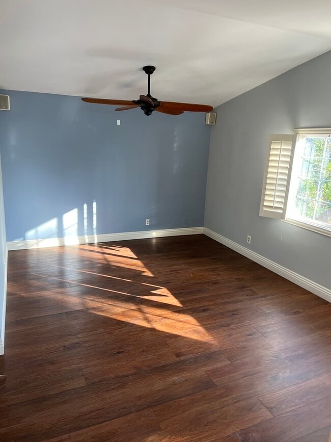 Building Photo - 1245 Tierra Luna