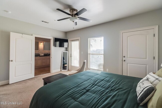 Building Photo - 1400 Mill Rd