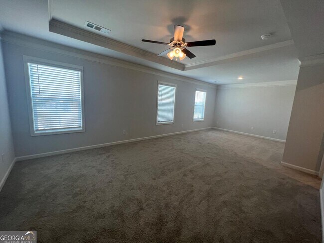 Building Photo - 7214 Whitewater Dr