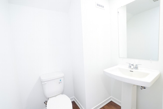 Building Photo - 3527 Richardson Cir